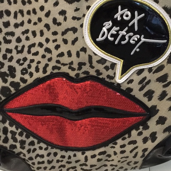 Preowned Betsy Johnson Large animal print tote - Picture 7 of 8